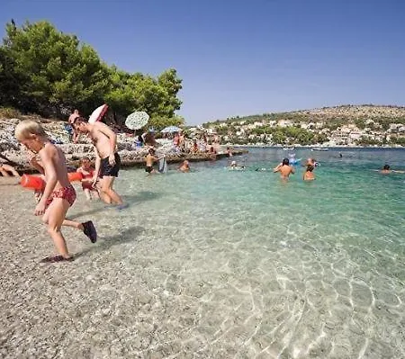 In Okrug Gornji With Sea View, Terrace, Air Conditioning, Wifi 5106-3 Apartment Trogir