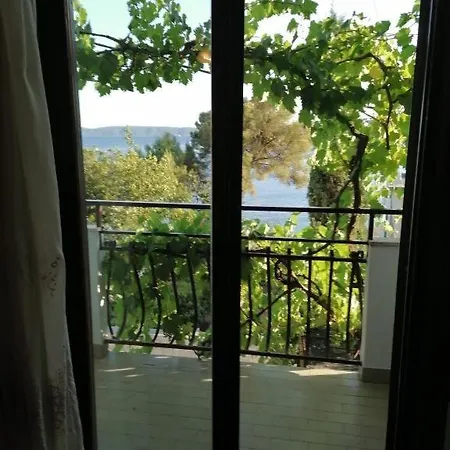 In Okrug Gornji With Sea View, Terrace, Air Conditioning, Wifi 5106-3 Apartment *