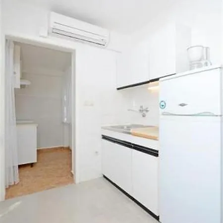 In Okrug Gornji With Sea View, Terrace, Air Conditioning, Wifi 5106-3