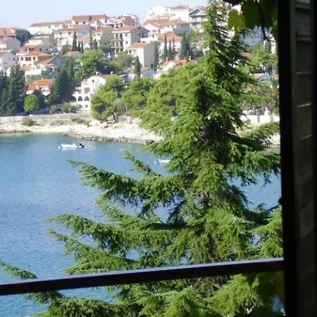 In Okrug Gornji With Sea View, Terrace, Air Conditioning, Wifi 5106-3 Trogir